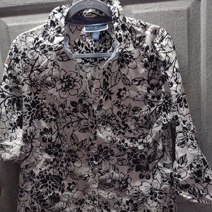 Karen Scott Button up Blouse